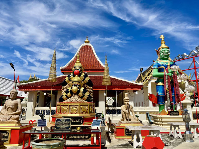 วัดบางรักน้อย จังหวัดนนทบุรี