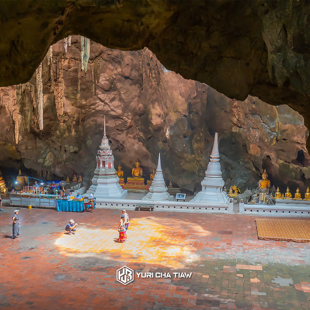 ถ้ำเขาหลวง