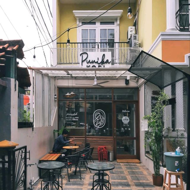 ONE OF THE CHARMING COFFEE SHOPS IN EAST JAKARTA