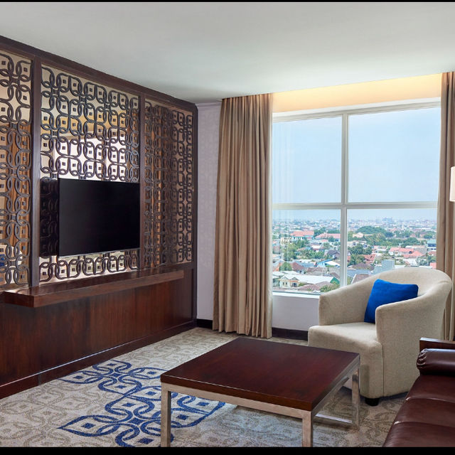 **Elegant Tranquility: Discover Four Points Sheraton Makassar**