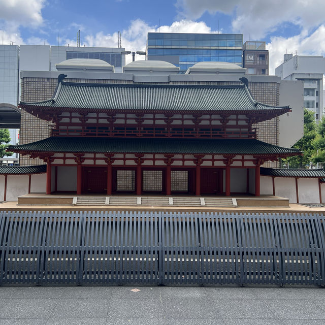 【京都/京都駅】10分の1のサイズで復元された古都京都の羅城門✨️