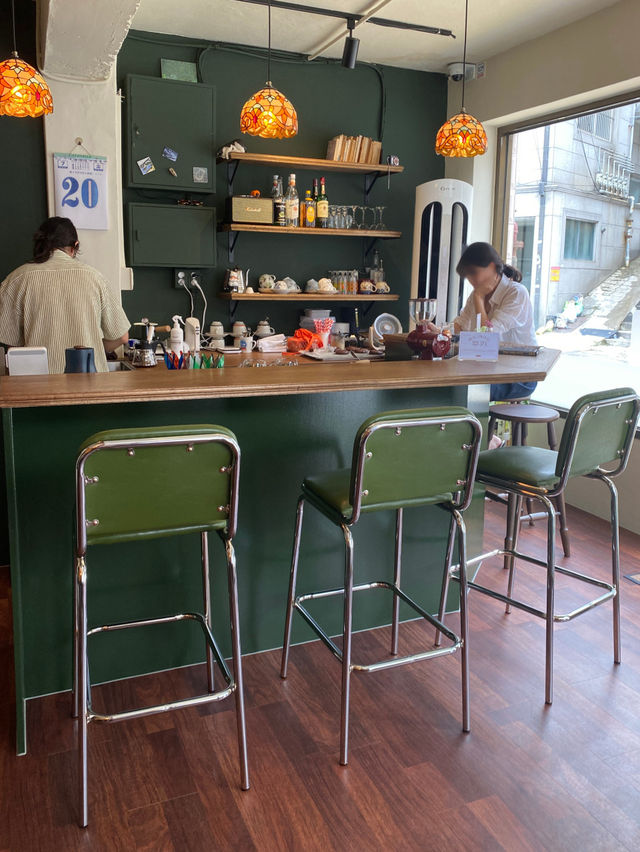 [서울 용산구] 남영역 효창공원역 카페, 크눌프