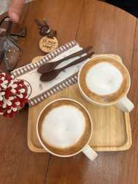Le Moon Home Cafe'