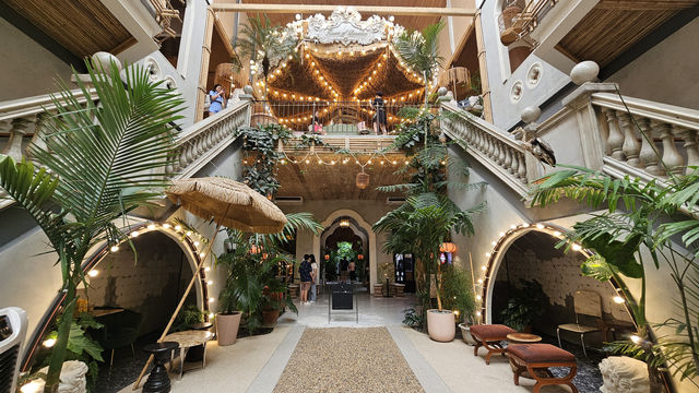 House of Benedict คาเฟ่ยอดฮิตใจกลางเมืองพัทยา