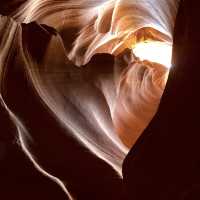 Antelope Canyon: Nature’s Sculpted Masterpiece for Photographers