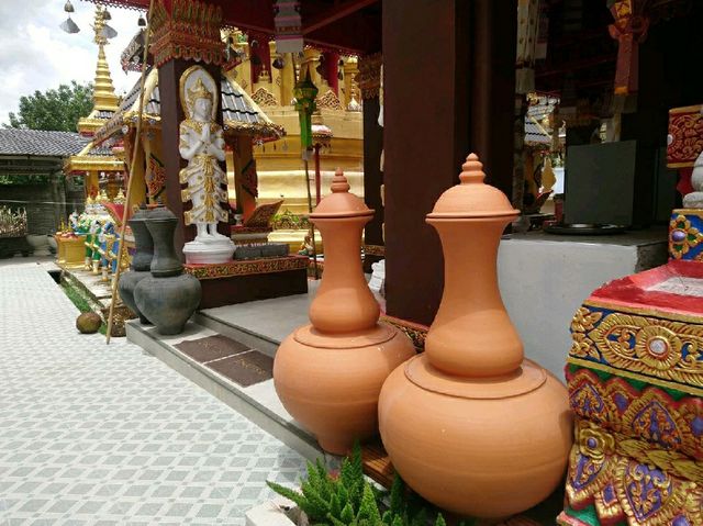 ชมความงามวัดไทยใหญ่..แม่จัน