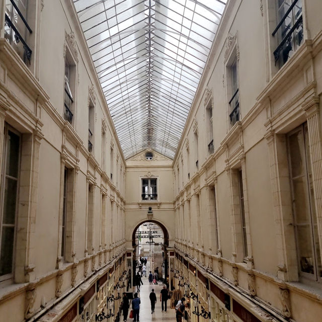 Passage Pommeraye: A Timeless Architectural Gem