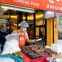 Eat like a local : Savory the best Seafood Glass Noodles in Bangkok!