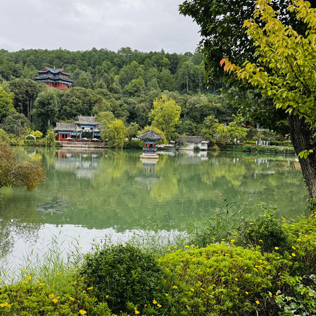 BREATHTAKING VIEW OF BLACK DRAGON POOL