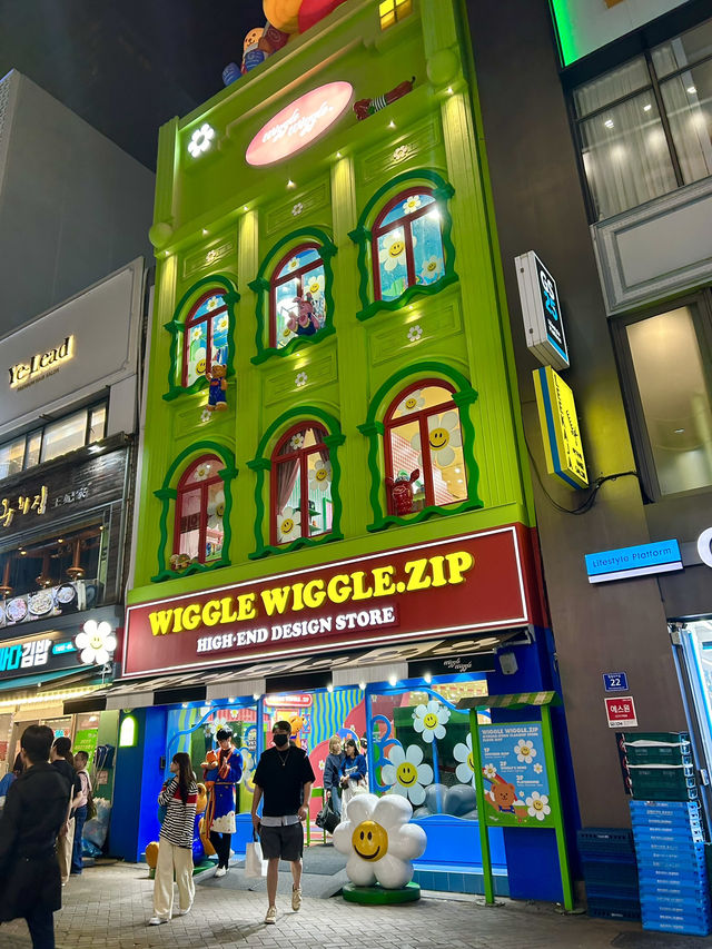 【韓国 ソウル】ポップで可愛いWIGGLE WIGGLE でショッピング🛍️