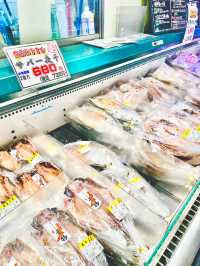 新潟市で最大級の鮮魚専門店【新潟/新潟】だけど色々食べられて楽しい！