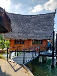 PICTURESQUE SEAVERSE CAFE AND RESTAURANT 