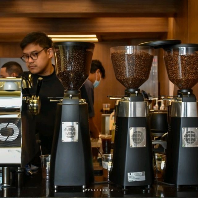 คาเฟ่เปิดใหม่ COMEBACK PHUKET