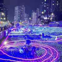 🇭🇰 香港！今個聖誔有熊貓陪大家一起慶祝🎅🌲
