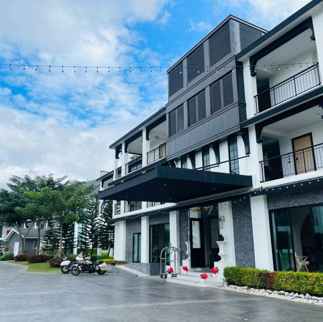 ที่พักเขาใหญ่ สไตล์อังกฤษ บรรยากาศดีรับลมหนาวนี้ 