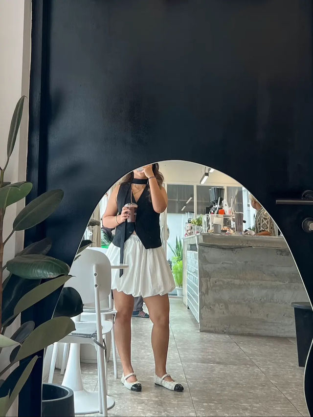 In the mood’s รัชดา 32🍷 🖤