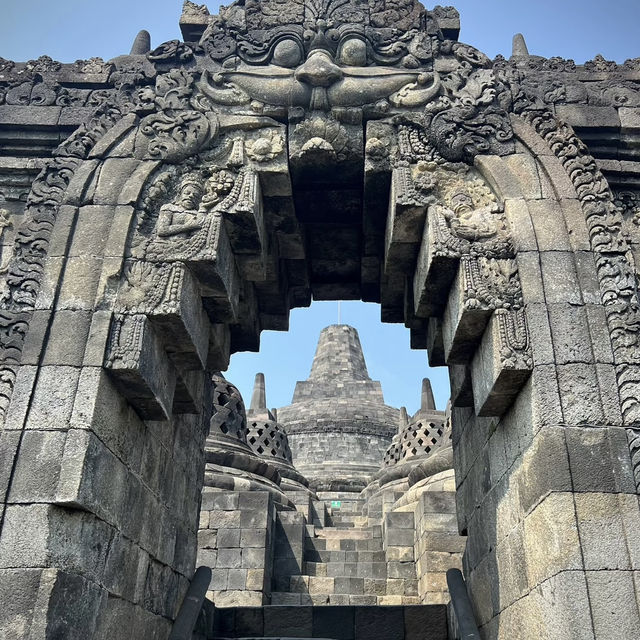 Awe-Inspiring Wonder! My Unforgettable Visit to Borobudur Temple