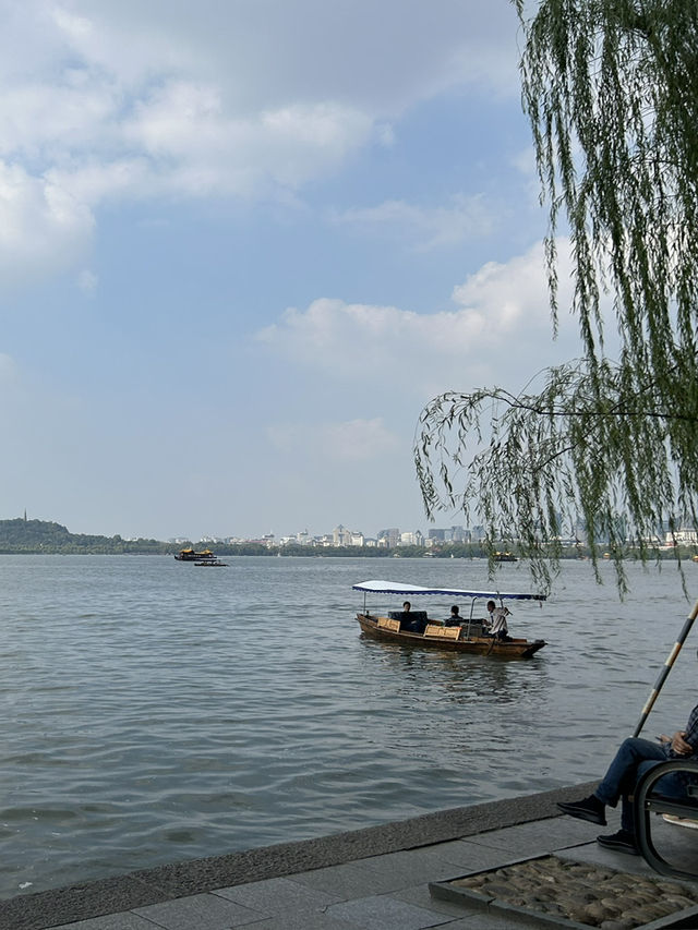 ทะเลสาบซีหู Xihu West Lake 西湖 🌿