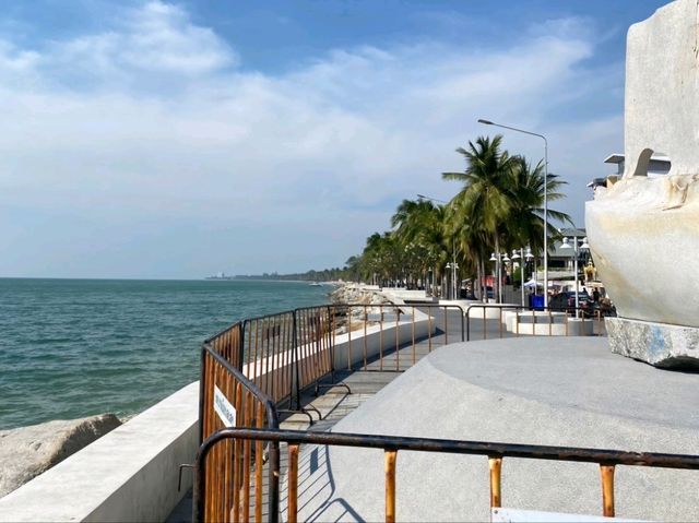 หาดวอนนภา: ชายหาดสงบแห่งบางแสน
