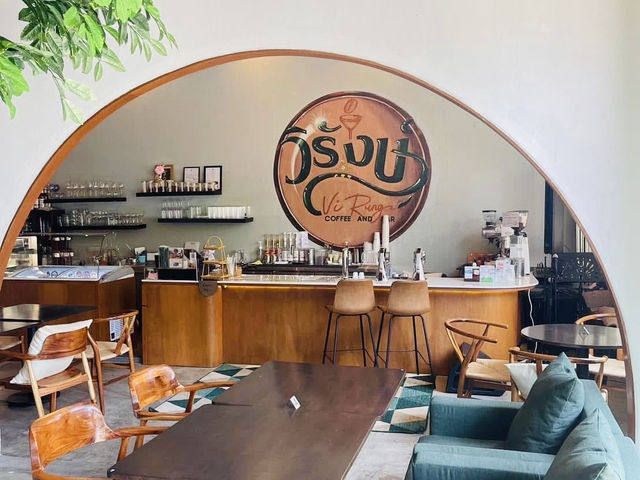 วิรังษ์ คาเฟ่ & บาร์