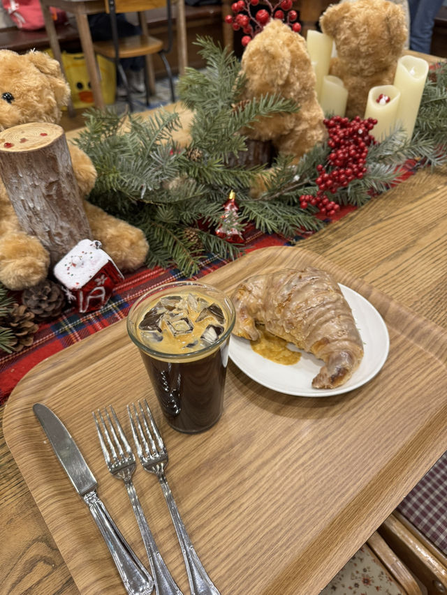 마치 유럽에 온듯한 분위기의 베이커리 맛집 🐻