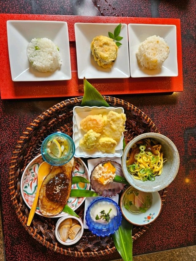 【涼風に包まれた今治市のカフェ】