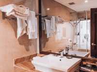 Looking for a bang for your buck hotel in Da Nang?💵🇻🇳