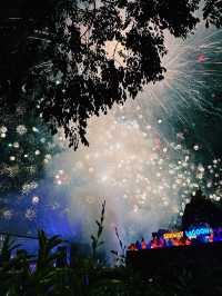 Festive Feasts & Thrills at Sunway Lagoon! 🍕🍔