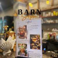 BARN ซักผ้า - คาเฟ่ & บาร์ลับ เมืองอุบลฯ