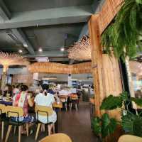 We Cafe phuket ผักออแกนิค farm to table