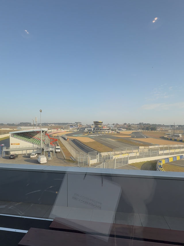 【ルマンの四つ星ホテル】レースで有名な街のホテルに泊まって観光してみた