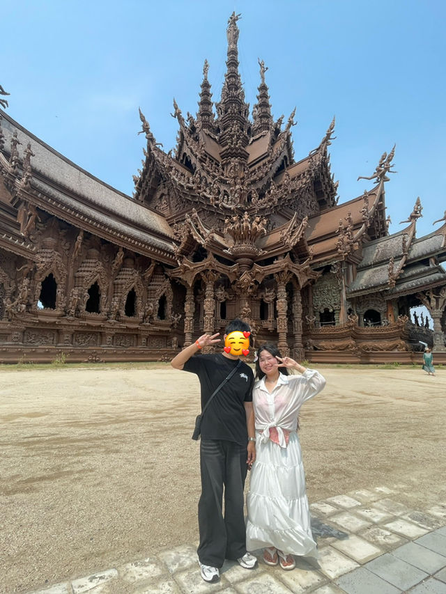 เที่ยวที่ปราสาทสัจธรรม ✨
