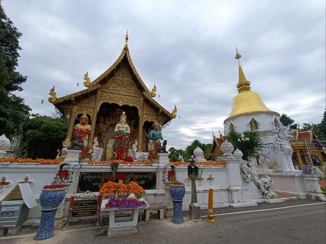 สัมผัสความสงบ กันที่ วัดป่าดาราภิรมย์