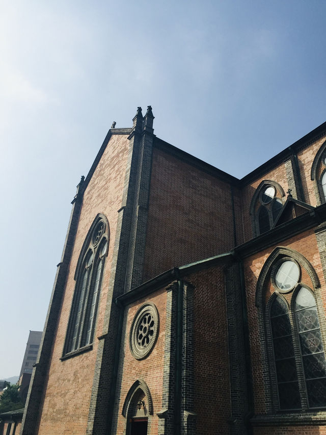 首爾歷史巡禮｜明洞大聖堂×1898廣場｜穿越時空的信仰與浪漫 ⛪🍂