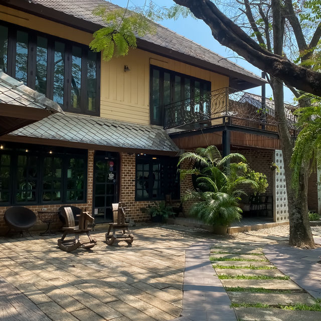 Good Vibes Cafe คาเฟ่ที่เต็มไปด้วยบรรยากาศดี ๆ