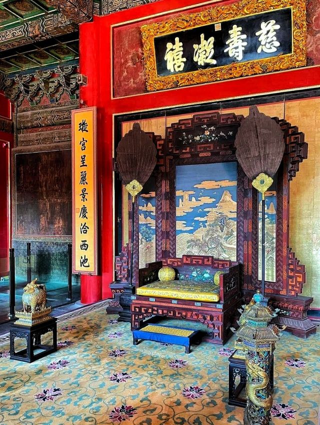 Explorong The Palace Museum, a highlight of my Beijing trip!