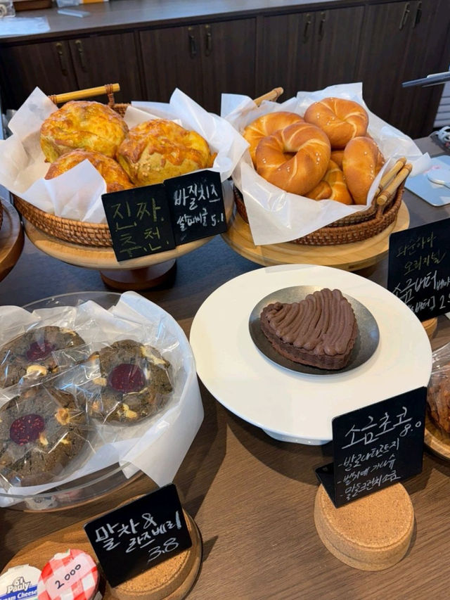 🤎🍞화순카페 딸기케이크 디저트맛집 화순하다