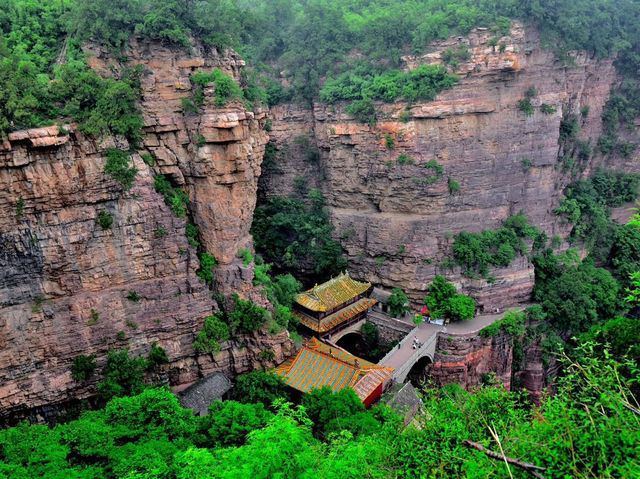 河北蒼巖山懸空寺旅遊攻略  