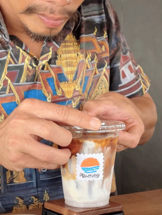 Well coffee ร้านกาแฟสโลว์บาร์ ริมทะเล ที่ชุมพร