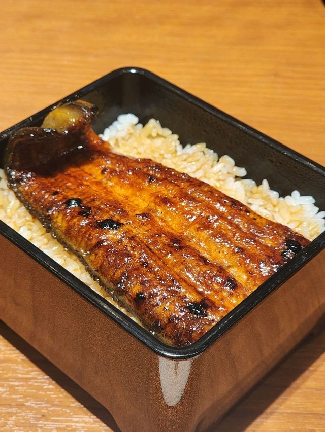 도쿄 나리타공항 1터미널 장어덮밥 맛집(더라운지 무료 이용)