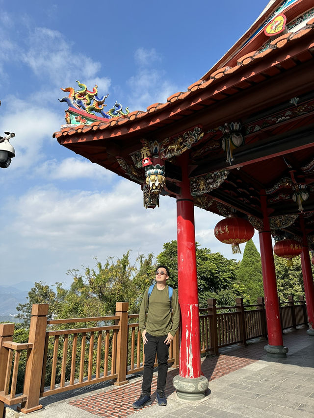 Where the Mist Meets the Divine: Qingshuiyan Temple's Mountain Mirage