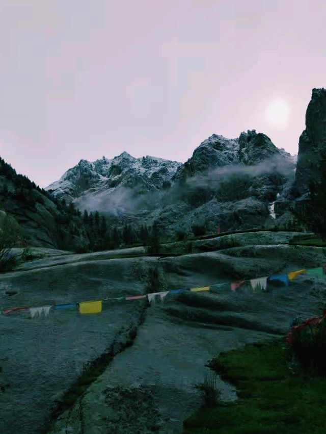 中國四川巴塘著名景點：措普溝，適合打卡拍照📸