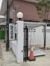 R HOUSE คาเฟ่ย่านสายไหม ลำลูกกา