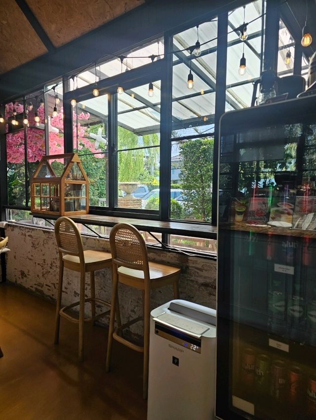 Lanta Coffee Camp : สมุทรปราการ 