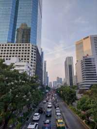 First Impressions of Sathon 🏙 – A Journey Begins in the Heart of Bangkok