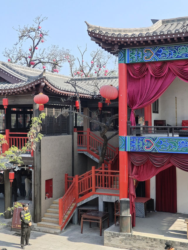 我也算是在萬歲山見了一遭王婆說媒的火爆威力