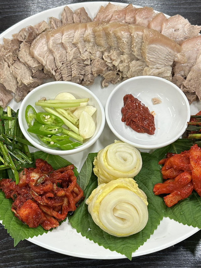 강남역 제복쟁반이 유명한 줄서는 식당 청류벽❗️