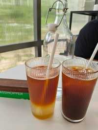 Glasshopper Café: A Fresh Buzz in Putrajaya’s Food Scene!"** 🐝🍽️  