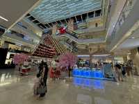 Saigon Centre – ห้างสรรพสินค้าระดับไฮเอนด์ใจกลางโฮ