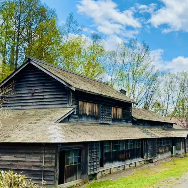穿越時光迴廊：北海道開拓村的歷史印記